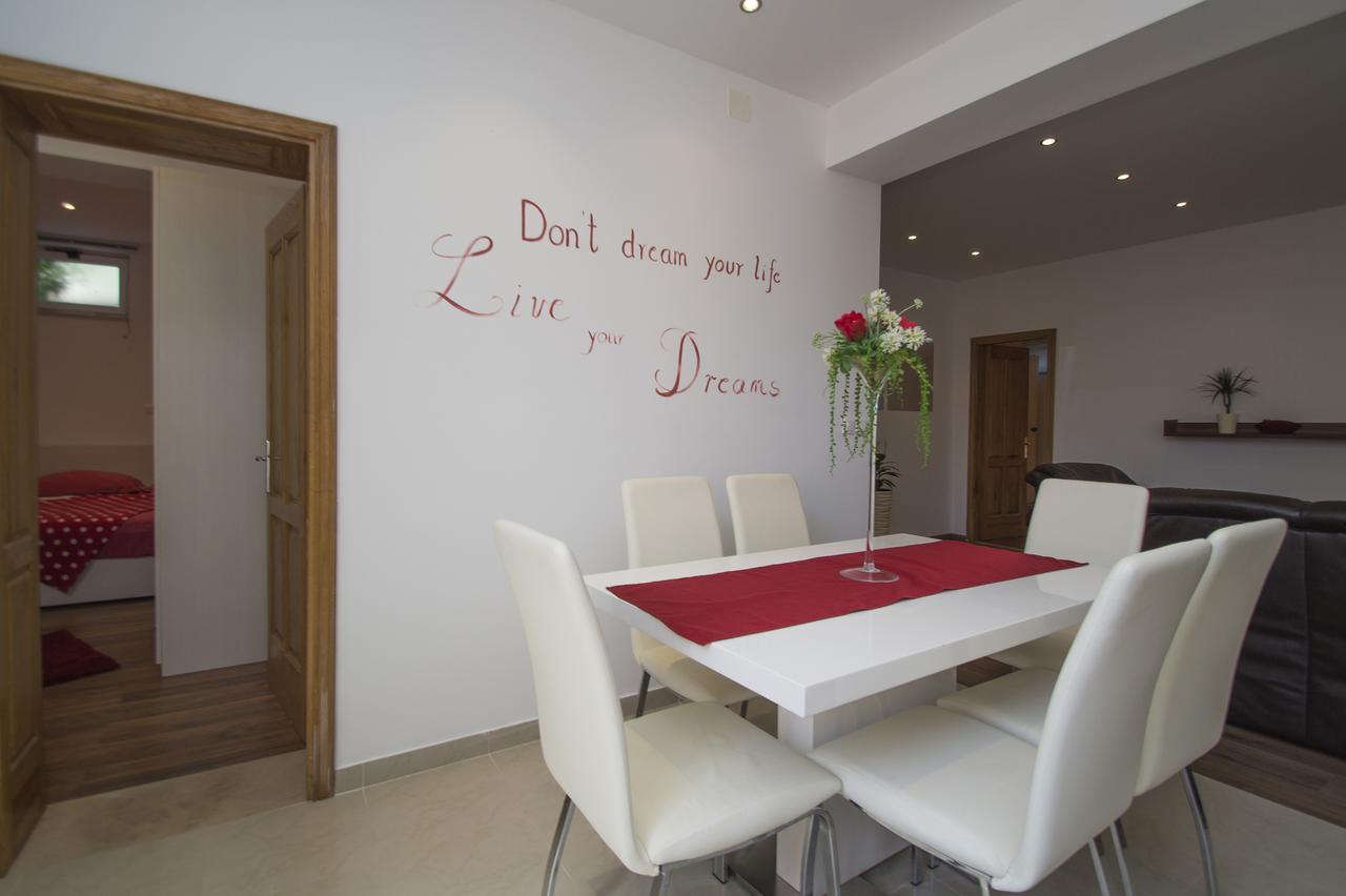קורצולה Fantasy Apartment מראה חיצוני תמונה