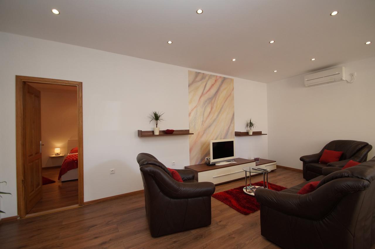קורצולה Fantasy Apartment מראה חיצוני תמונה