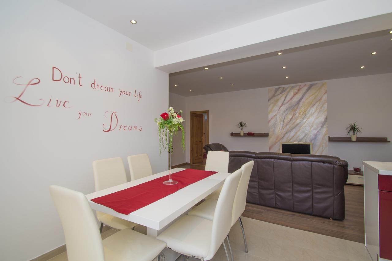קורצולה Fantasy Apartment מראה חיצוני תמונה